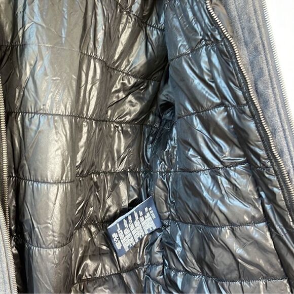 Tommy Hilfiger Soft Shell Fashion Bomber with Contrast Bib and Hood - Picture 8 of 13